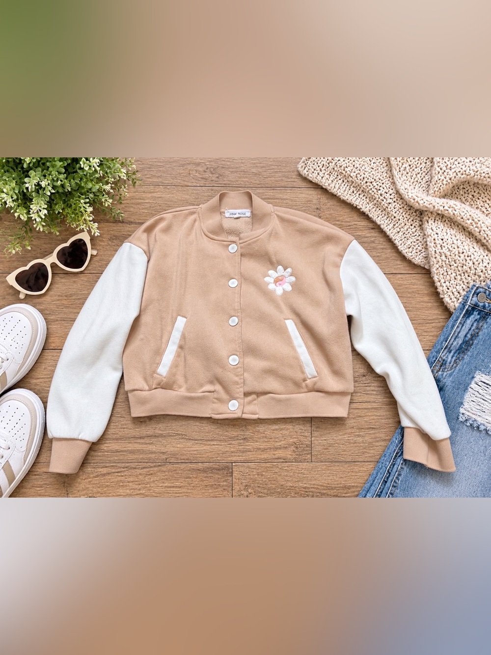 Pink Rose Women’s Small Beige White Daisy Varsity Bomber Jacket